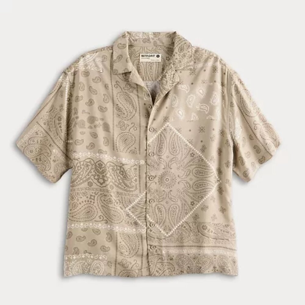 Men's Retrofit Boxy Bandana Short Sleeve Button-Down Shirt Color: Tan  Size: XXL